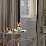Apartman Lear Liston *