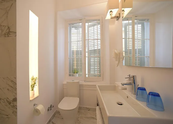 Lear Liston Lejlighed